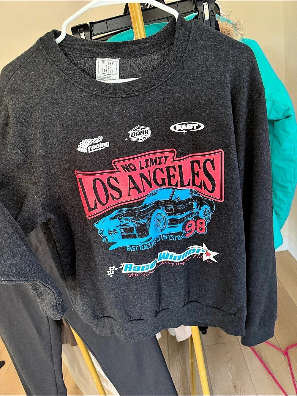 Return to Sender No Limit Los Angeles Graphic Sweatshirt Medium